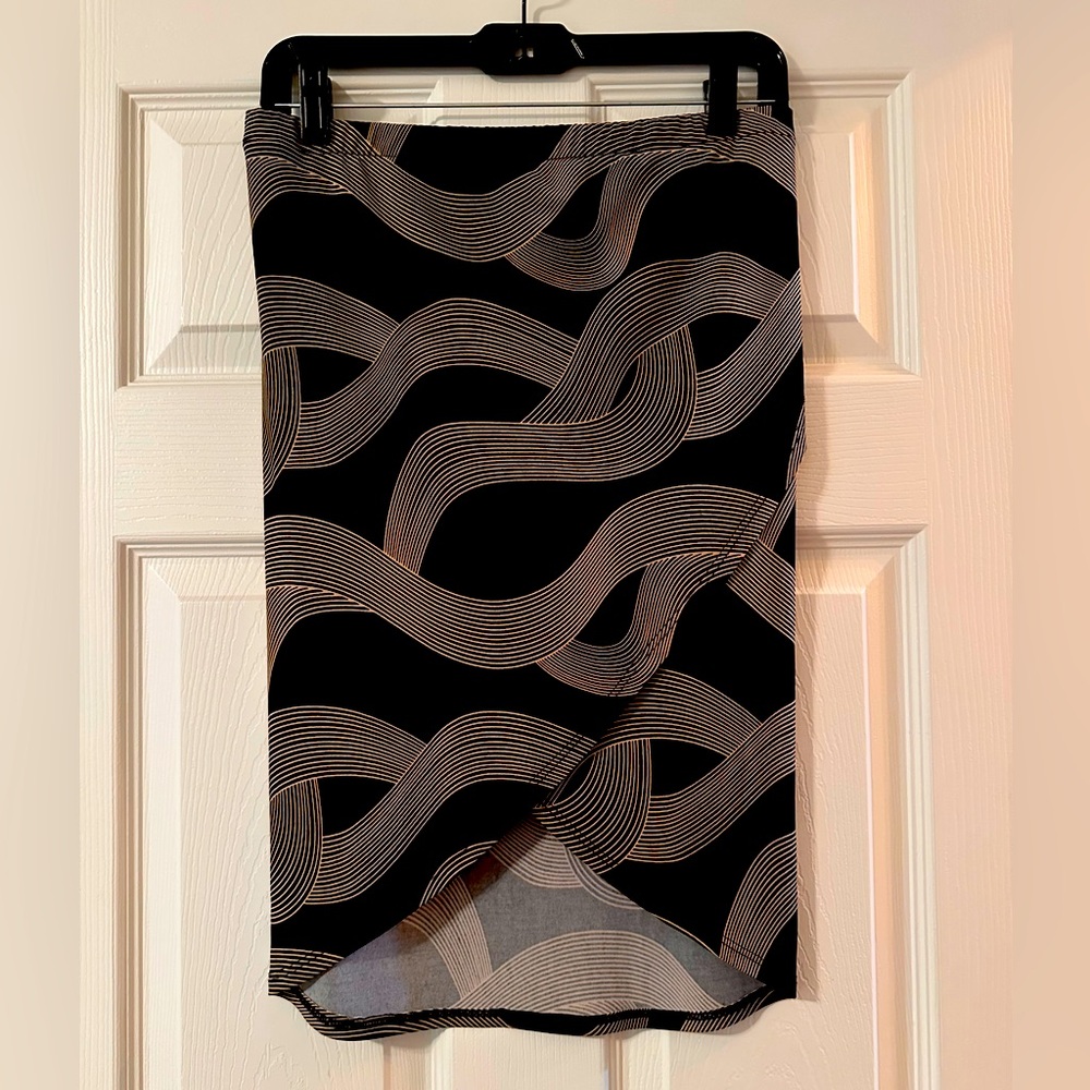 Veronica M patterned skirt